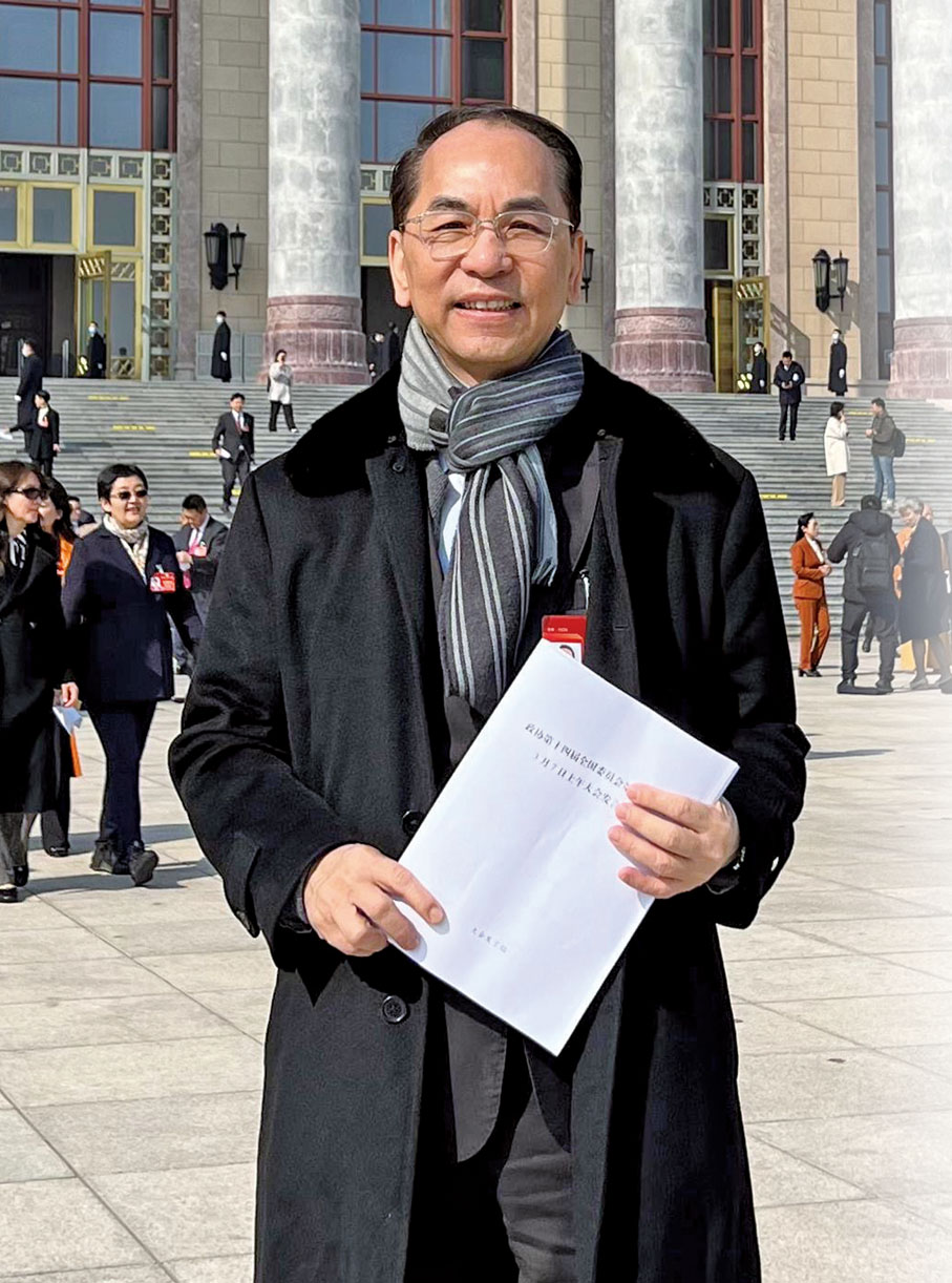 ◆全國政協委員、滬港社團總會會長關百豪。