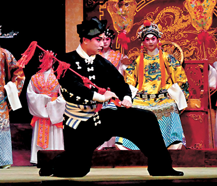 ◆洪海演出禦馬功架。