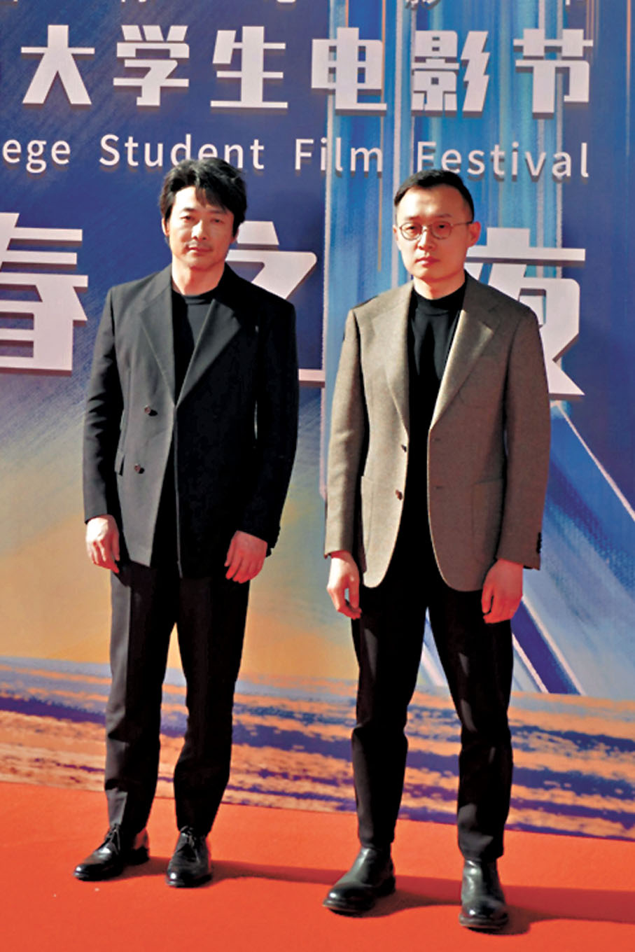 ◆祖峰(左)走上大影節紅毯。 