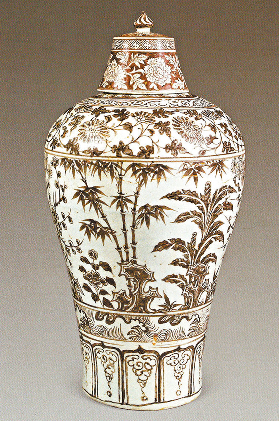 ◆明洪武 釉裏紅歲寒三友紋梅瓶