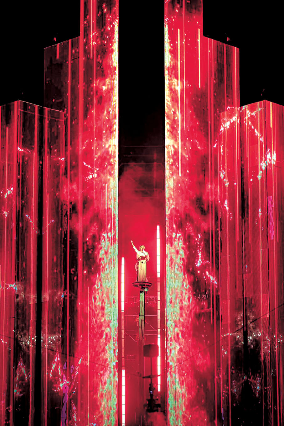 ◆鏡面大屏為觀眾營造出像「海市蜃樓」的奇妙體驗。