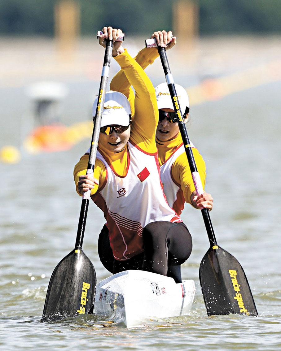 ◆徐詩曉/孫夢雅在女子雙人划艇500米項目中封后。 ICF圖片