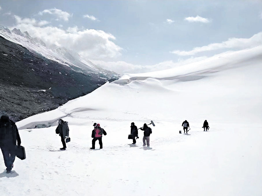 ◆《單擺宇宙》實拍現場之一。
