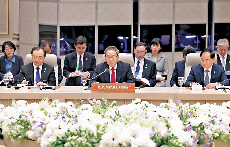 ◆當地時間5月27日上午，國務院總理李強在首爾與韓國總統尹錫悅、日本首相岸田文雄共同出席第九次中日韓領導人會議。 新華社