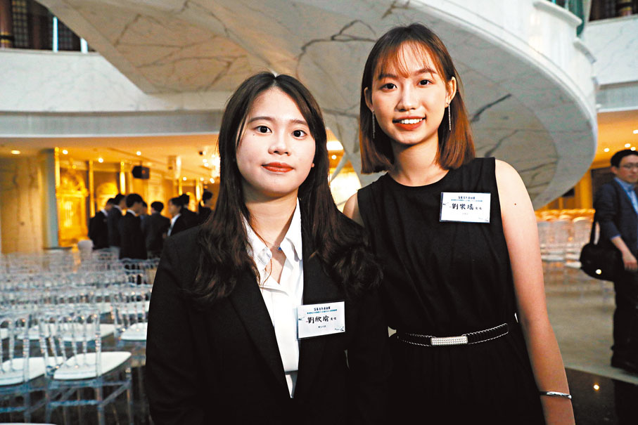 ◆左起：劉欣瑜、劉樂瑤。香港文匯報記者郭木又  攝