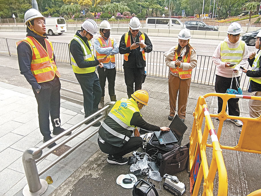 ◆「管道衛士」機器人在香港地下管網進行測試應用。  受訪者 供圖