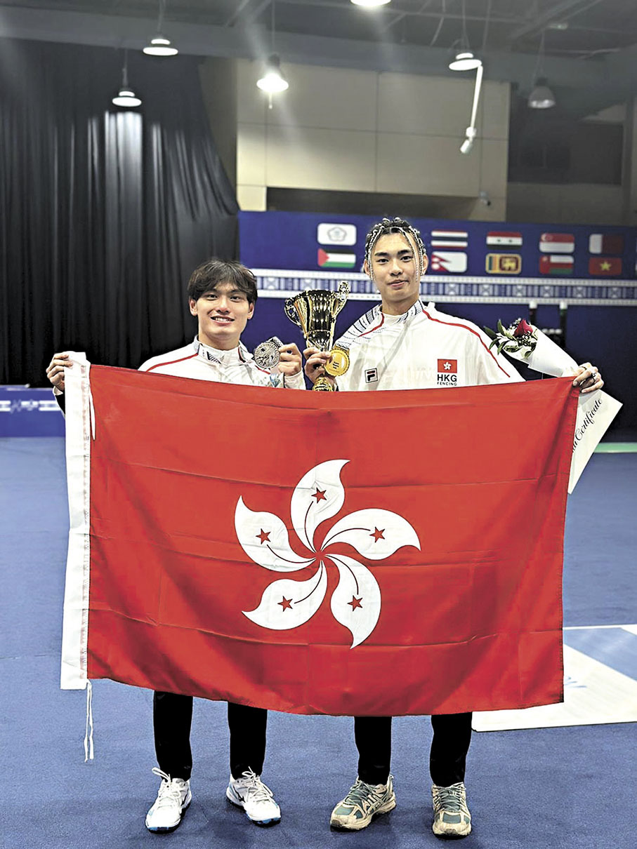 ◆吳浩天（左）與何瑋桁一起創造香港劍擊歷史。  中國香港劍擊總會圖片