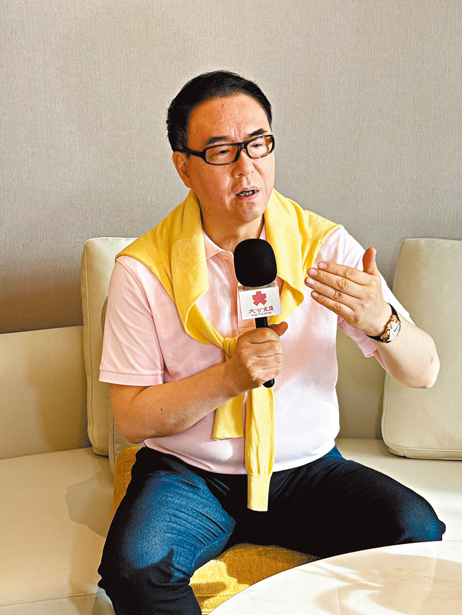 ◆第15屆全運會總導演郎昆接受香港大文集團獨家專訪。 記者秦占國  攝