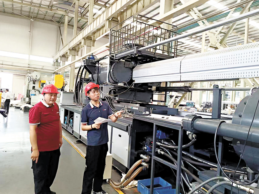 ◆ 深中通道通車推動大量深圳企業赴珠江西岸發展。圖為中山力勁車間。