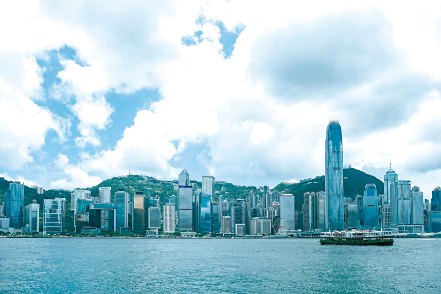 ◆張燕生指香港獨有市場化、法治化、國際化三大優勢。圖為香港維多利亞港。 資料圖片