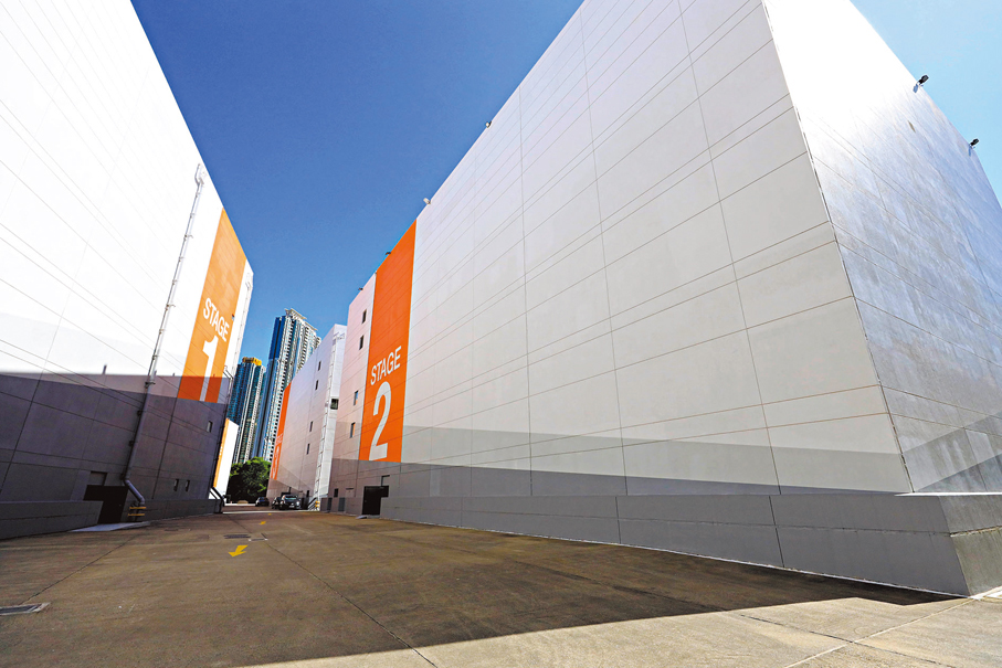 ◆ 邵氏影城內現有五個大型攝影廠。