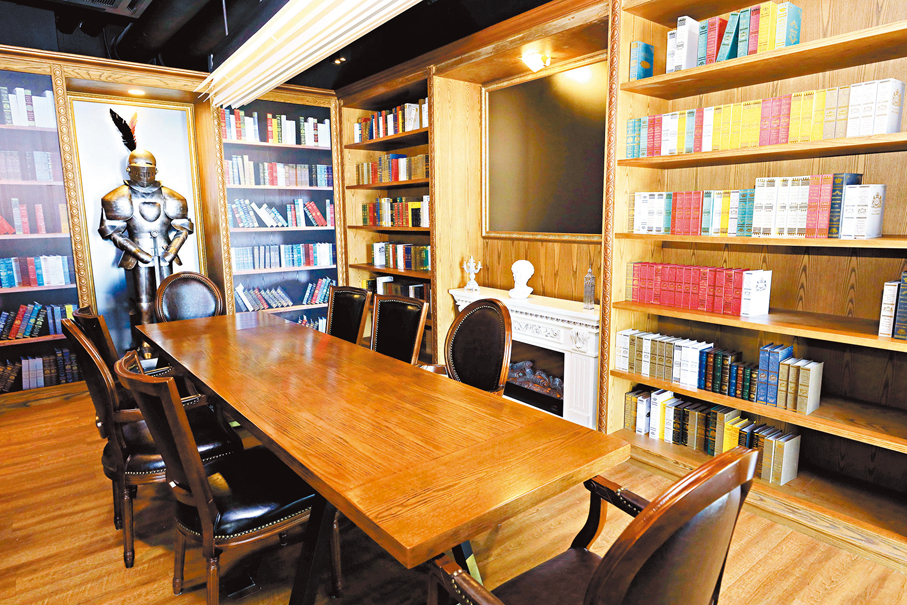 ◆ 創意中心內設有各式拍攝場景。