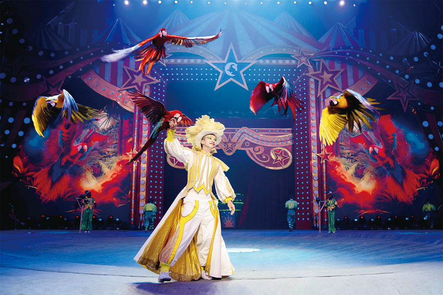 ◆ 《彩羽之舞》引來陣陣歡呼。