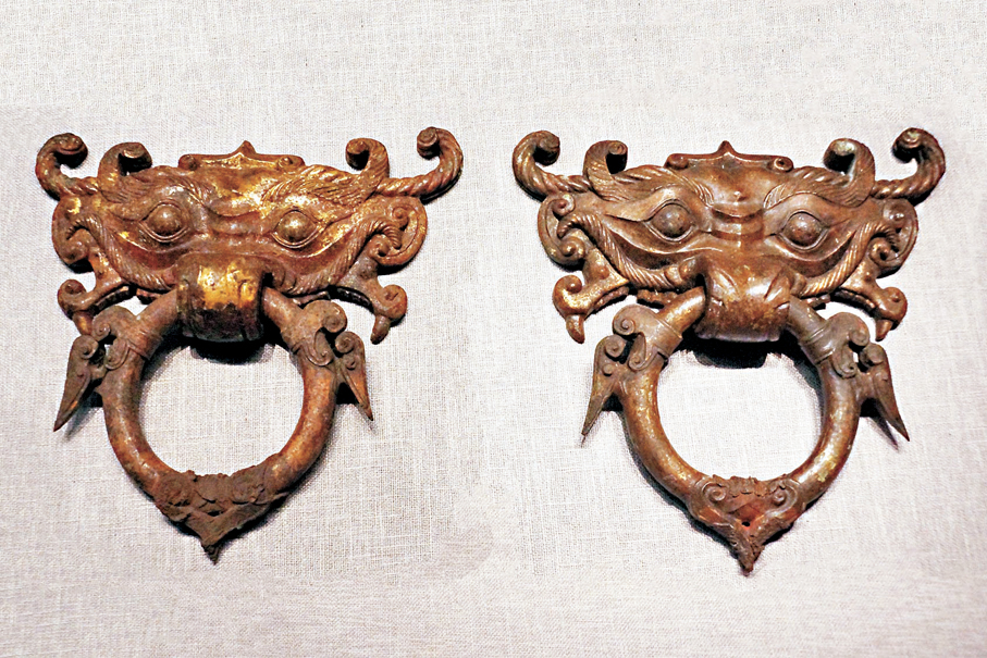 ◆獸首鎏金銅鋪首