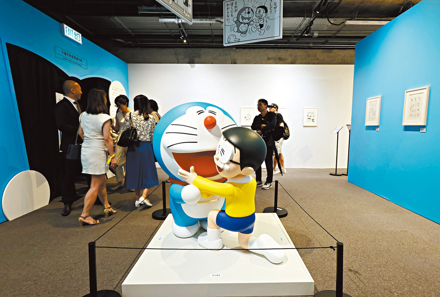 ◆多啦A夢與大雄擁抱。