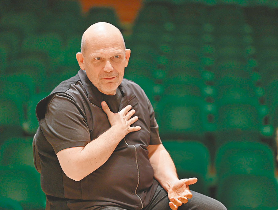 ◆梵志登臨別前談起過去12年與港樂的點滴。  攝影： Keith Hiro/港樂