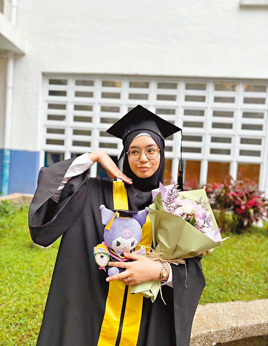 ◆KhanBibi Aisha Lachica(愛莎)高中畢業照。香港青年協會供圖