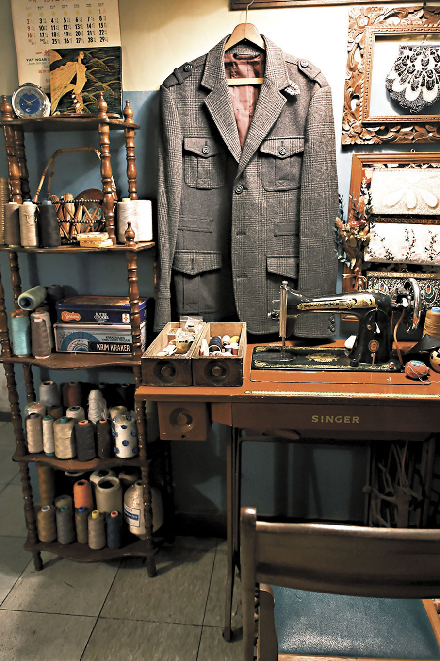 ◆七十年代展區通過舊物營造出香港當時的生活場景。