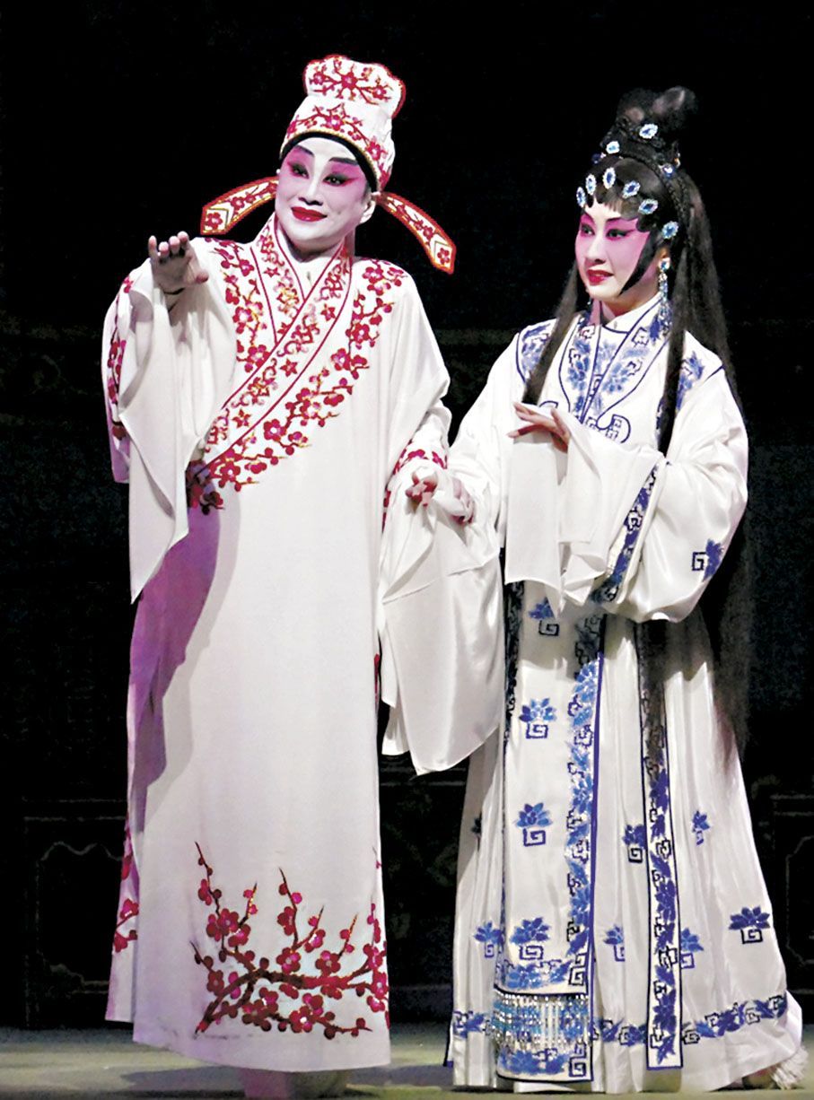 ◆劉惠鳴與御玲瓏剛合演《十二欄杆十二釵》。