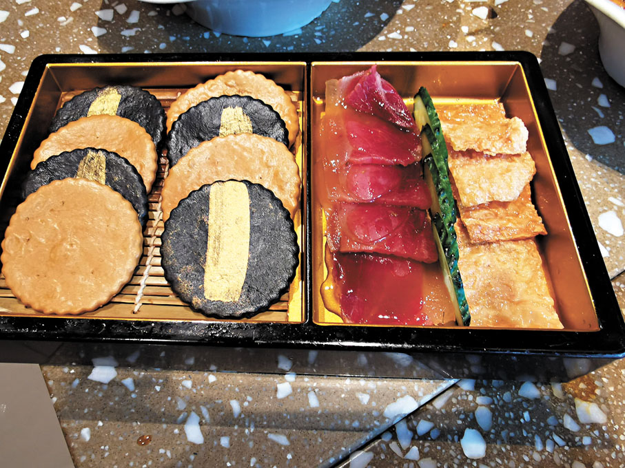 ◆蜜汁金華火腿烤雙方