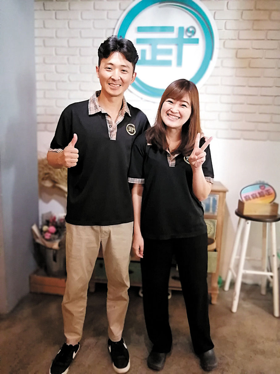 ◆兩人說養生館深受港人喜歡。