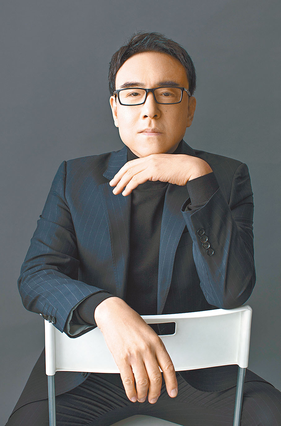 ◆舞劇《金陵十三釵》總導演郎昆接受香港文匯報專訪。