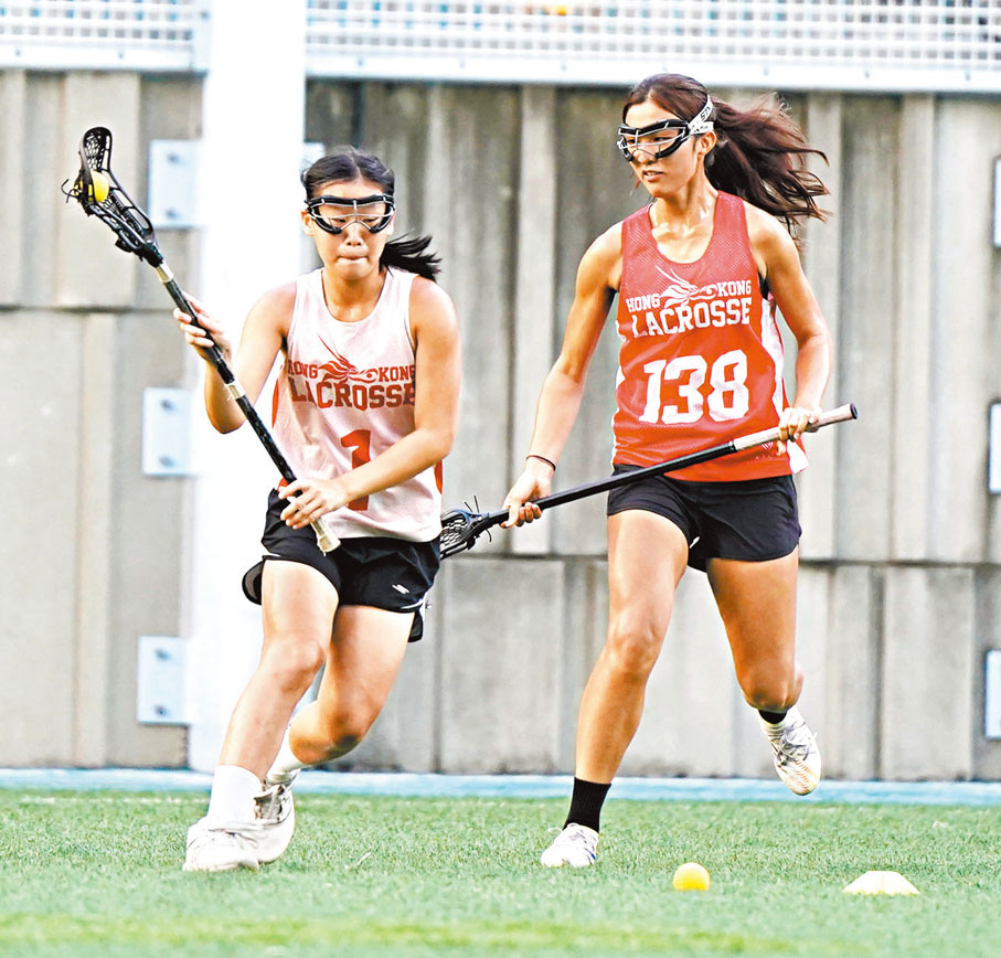 ◆楊珮珮（左）和陳彥澄在訓練中。