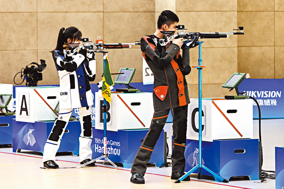 ◆盛李豪/黃雨婷今日將會出戰混合團體10米氣步槍比賽。  資料圖片