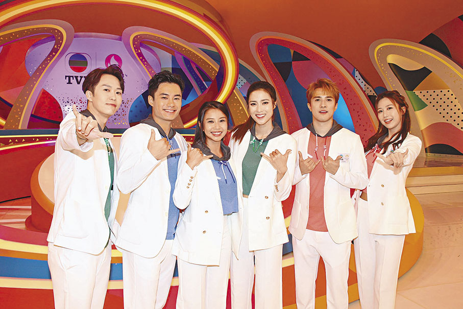 ◆右起：何沛珈、黃庭鋒、劉穎鏇、何泳芍、孔德賢和鄭衍峰是TVB「奧運之星」。