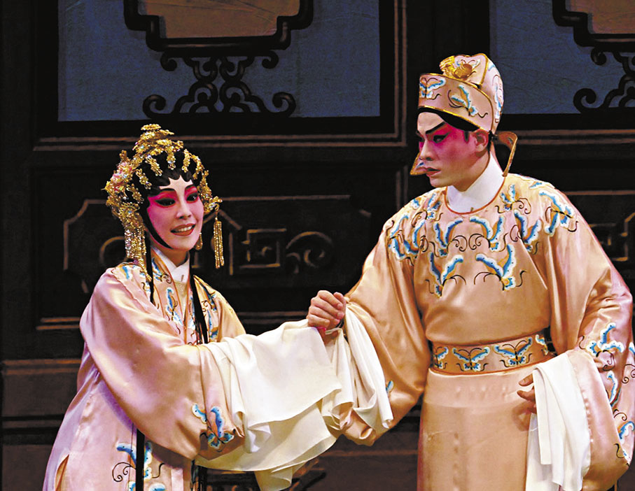 ◆藍天佑和鄭雅琪今次演聲哥的名劇，下回已排演唐滌生名劇。