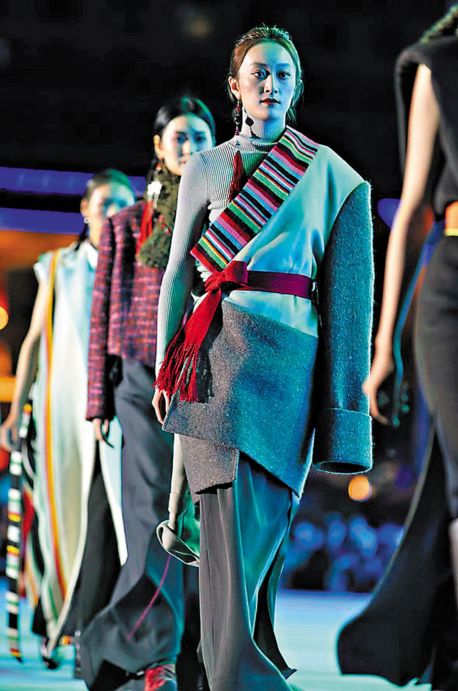 ◆設計團隊以國際化時裝語言演繹玉樹文化特色