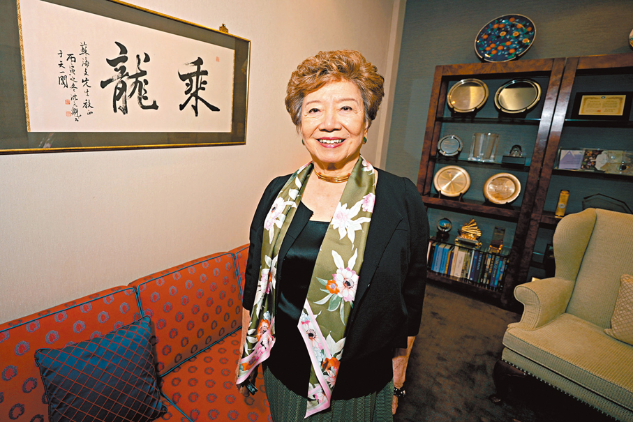 ◆包陪慶接受香港文匯報專訪。　香港文匯報記者黃子晉  攝