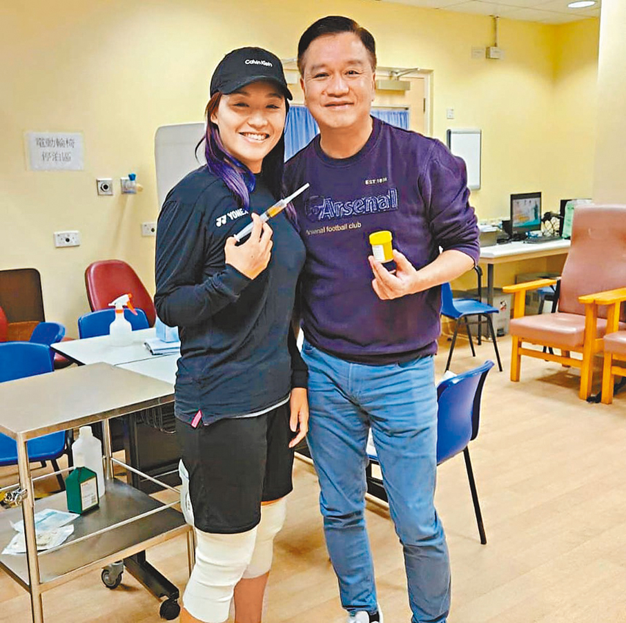 ◆容樹恒今年初為謝影雪的膝蓋治療。 謝影雪Ig圖片