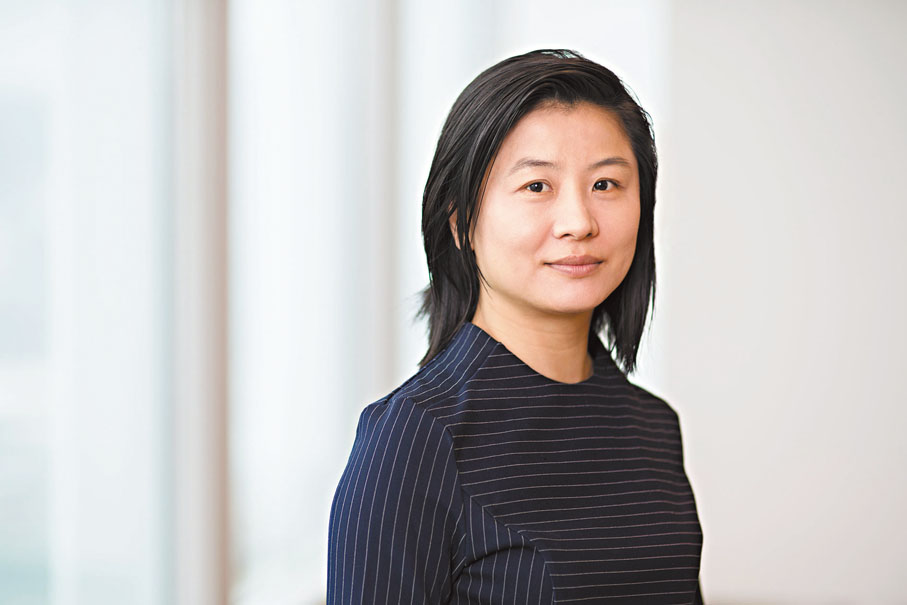 瑞銀財富管理亞太區投資總監及宏觀經濟主管胡一帆：在二十屆三中全會、財政支持、盈利改善等多重利好催谷下，未來半年中國股市有望迎來估值的上修，內地股票市盈率有望從疫情後9.7倍的低點，進一步回升至11倍左右的歷史均值水平，「我們已將2024年MSCI中國指數的盈利增長預測調高1.5個百分點至9.5%。」