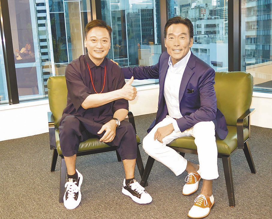 ◆陶大宇(左)比鄭浩南早一年出道，是演藝界師兄。