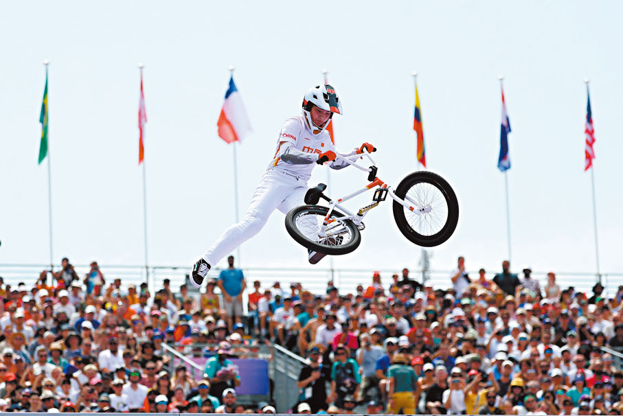 ◆鄧雅文這面奧運金牌意義重大。  資料圖片