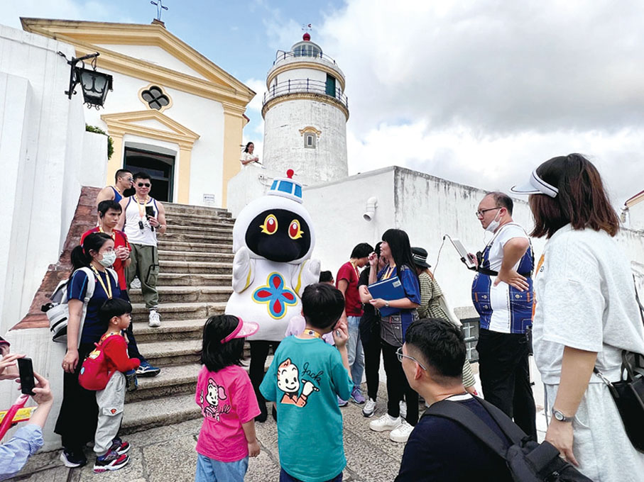 ◆ 澳門旅遊局近年透過資助計劃，積極鼓勵社團舉辦及開展多元化的豐富「旅遊＋」元素社區項目。