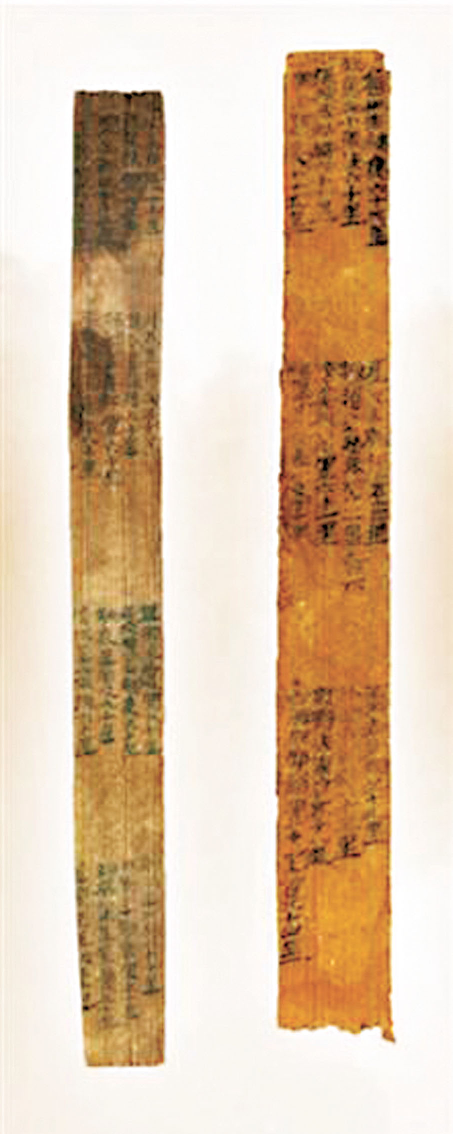 ◆「居延里程簡」（左）和「懸泉里程簡」。   資料圖片