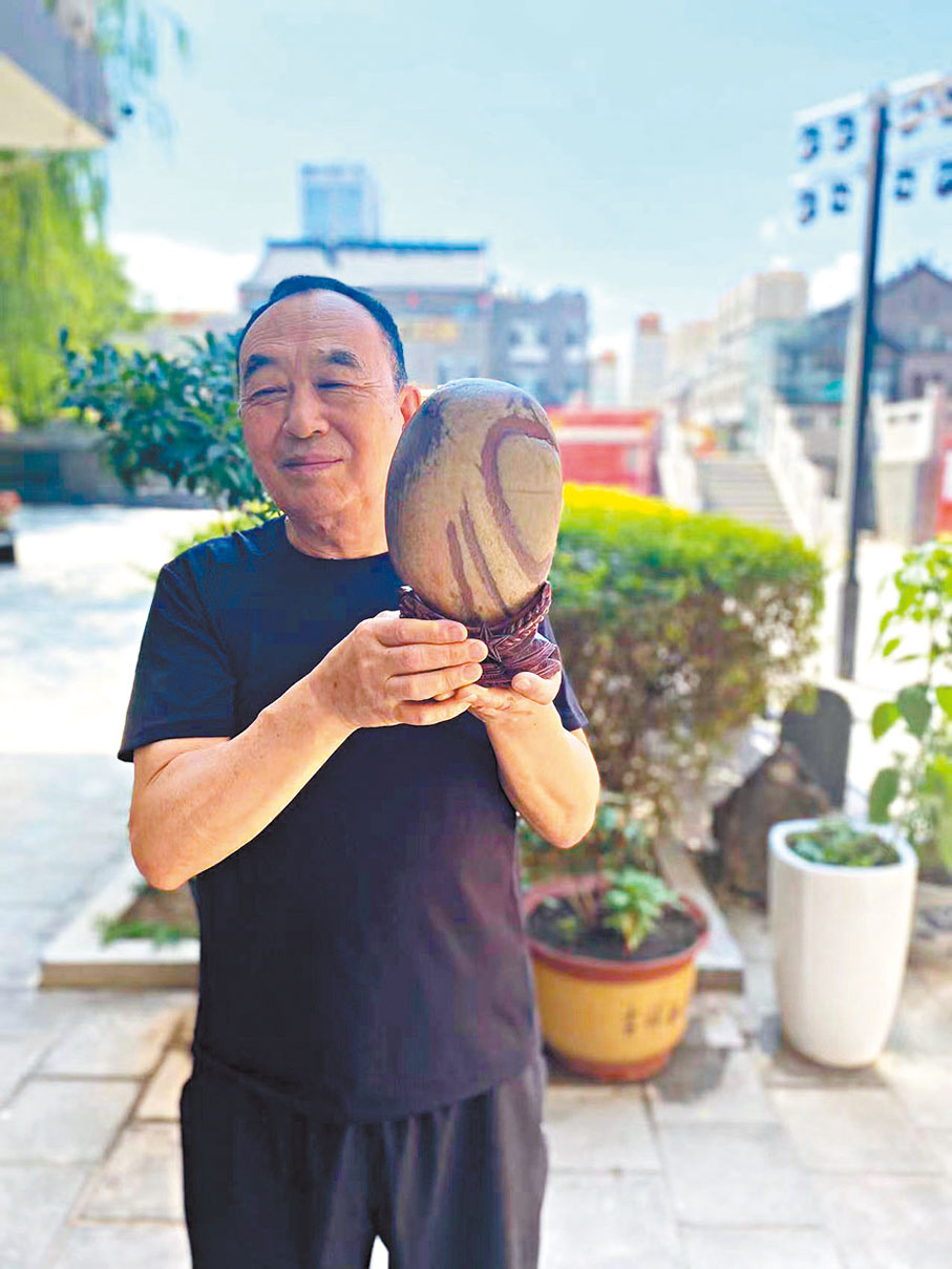 ◆黃河石收藏家馬建興