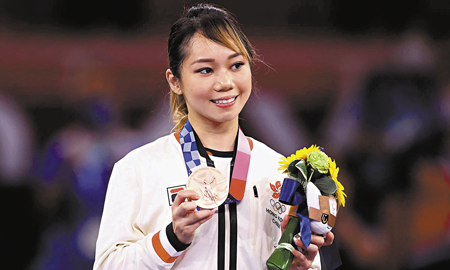 ◆2021年8月5日，劉慕裳於2020年東京奧運會獲得空手道女子個人型項目銅牌，成為香港歷史上首個獲得空手道奧運獎牌的選手。  資料圖片