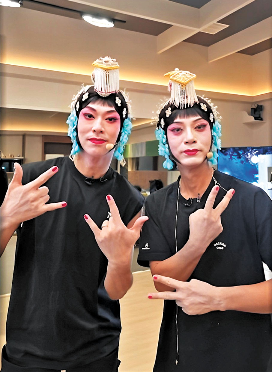 ◆李克勤（右）與黑澤良平的「虞姬妝」讓人眼前一亮。