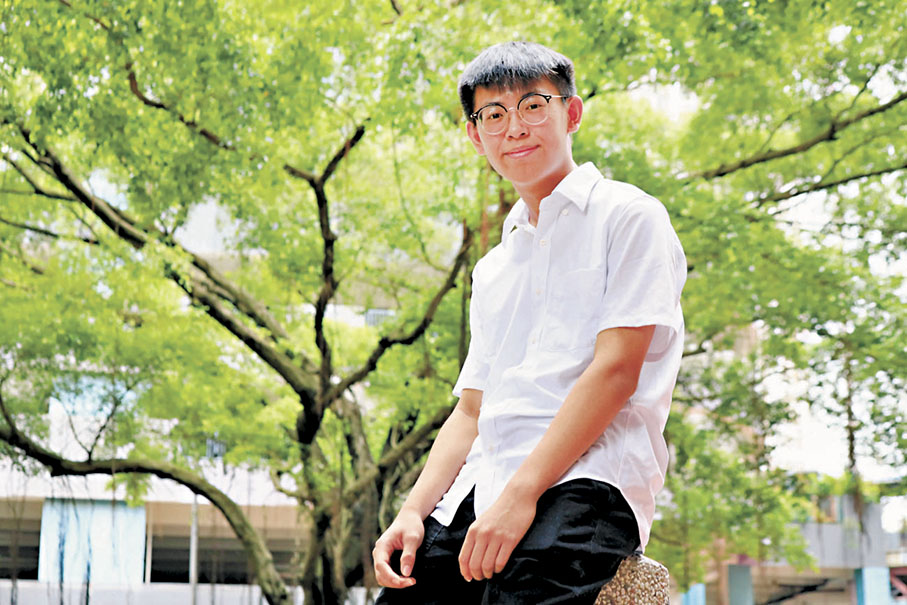 ◆作為聾人的子女，皓文坦言會有跟別人不一樣的家庭，但他不認為這是負面事情。 香港文匯報 記者 彭子文 攝