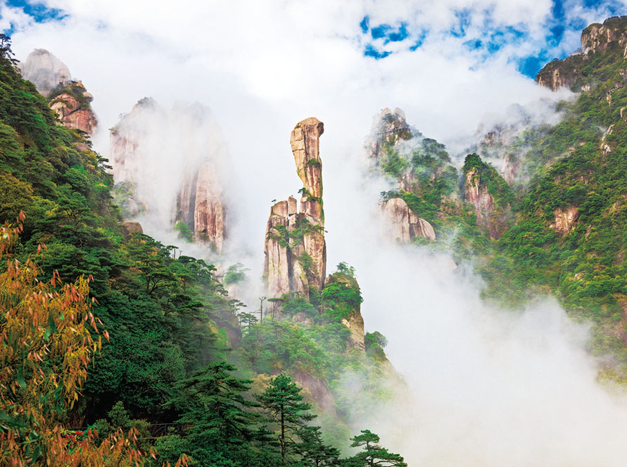 ◆ 「巨蟒出山」。