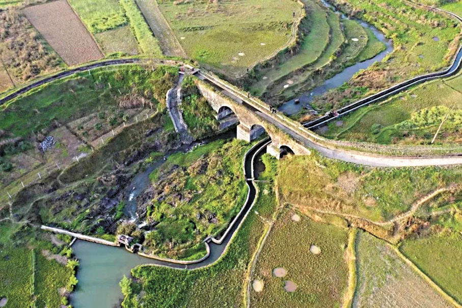 ◆巨豐堰是現存歷史最悠久、規模最大的古代水利工程。 香港文匯報重慶傳真