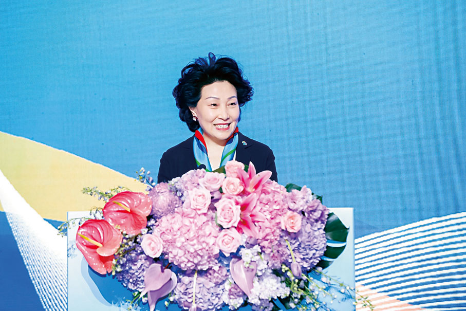◆香港中華聯誼會會長鄭翔玲