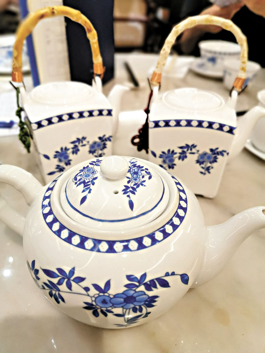 ●茶館採用的茶壺很有特色。