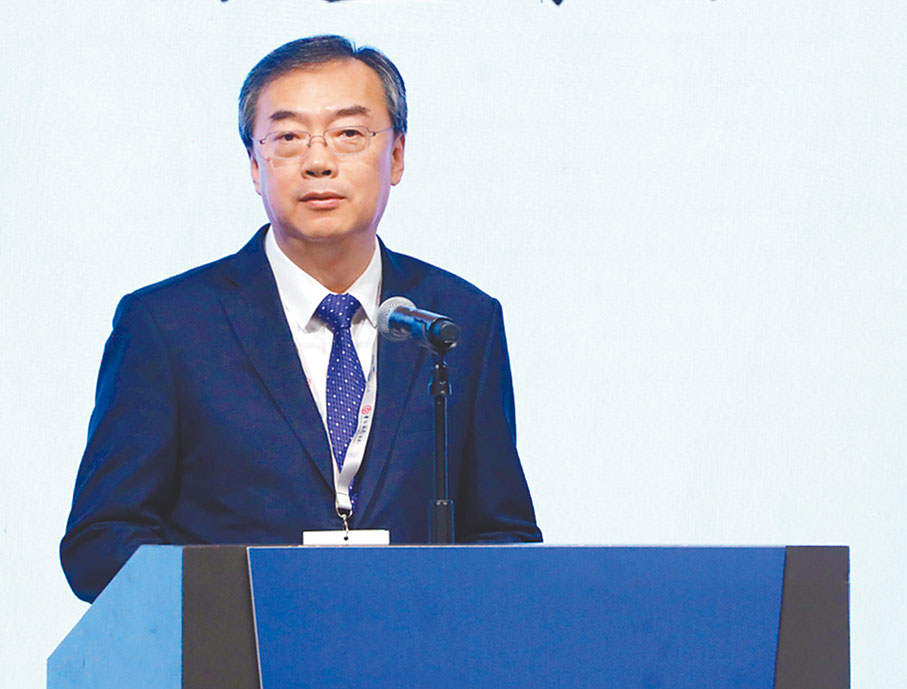 中國國際金融董事長、管理委員會主席陳亮