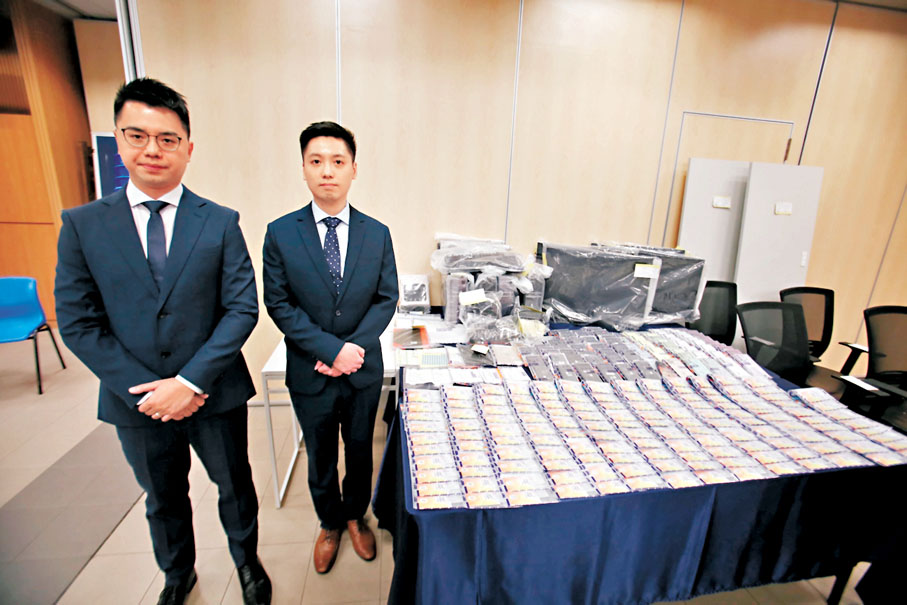 ●警方展示檢獲證物。