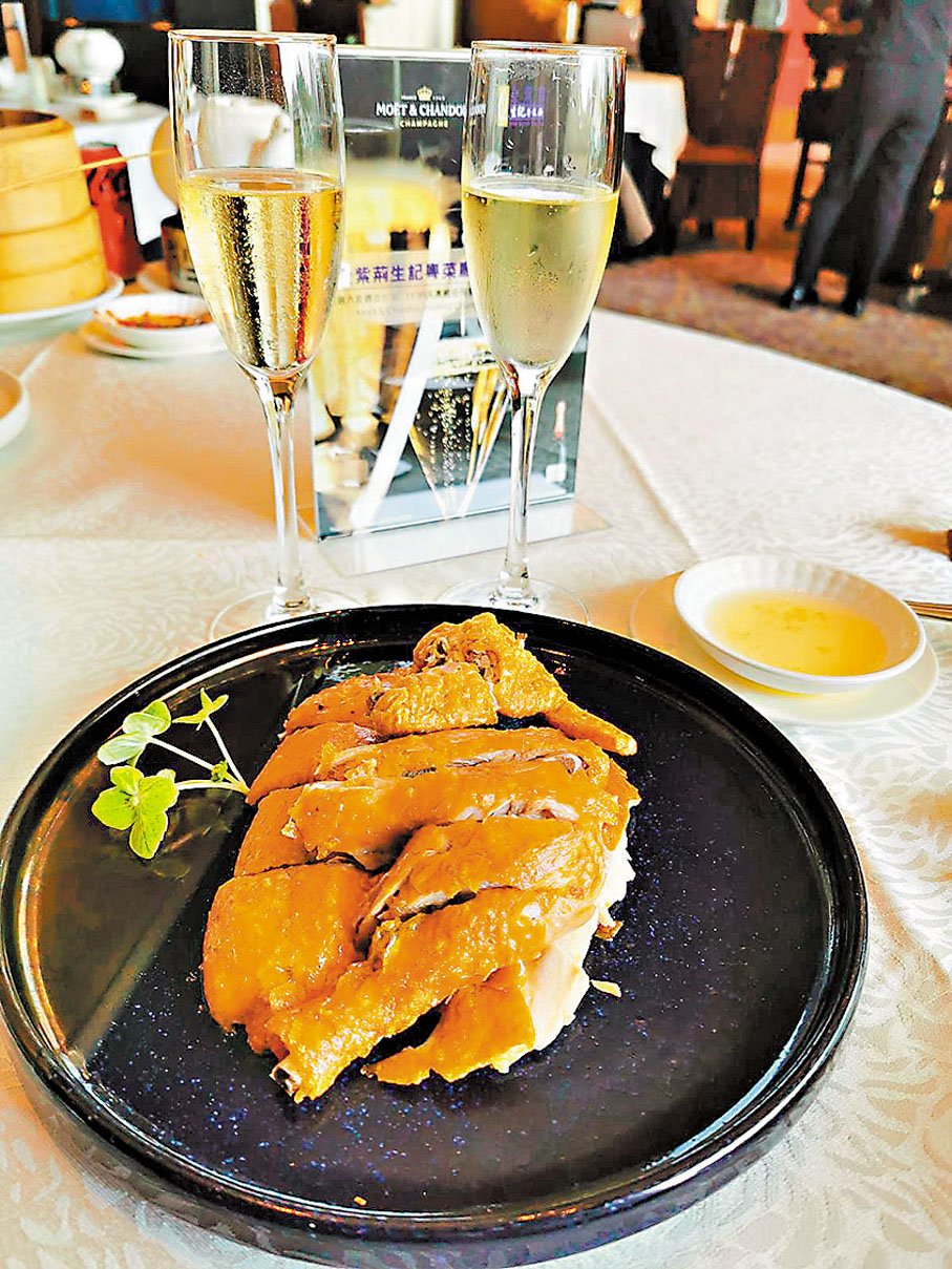 ●玻璃脆皮貴妃雞