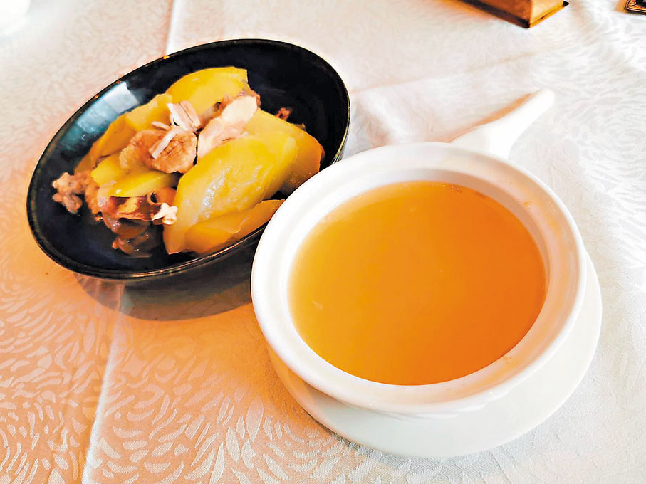 ●節瓜鱆魚煲唐排